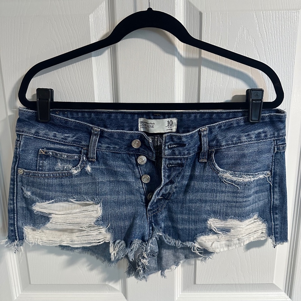 Abercrombie & Fitch Distressed Denim Short